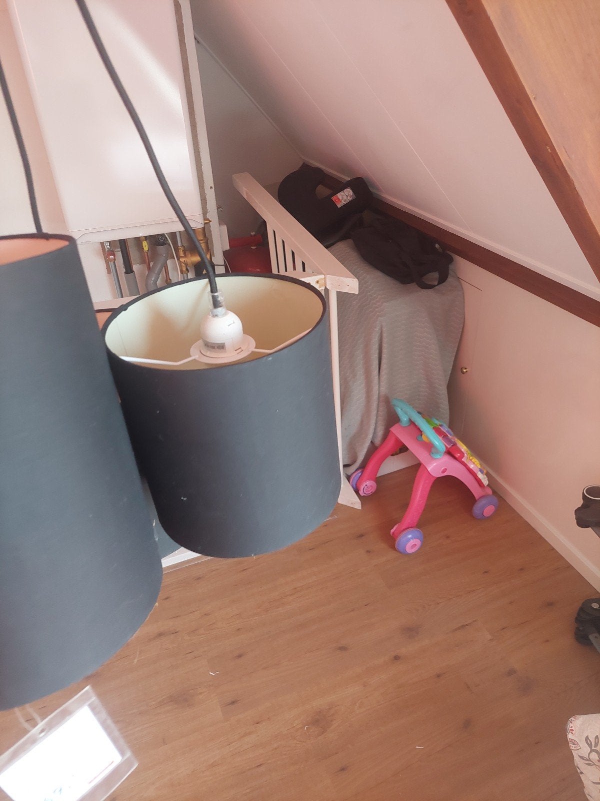 Hanglamp met 3 zwarte kappen - Woonexpress, Nieuw, Ophalen of Verzenden, Stof, 75 cm of meer