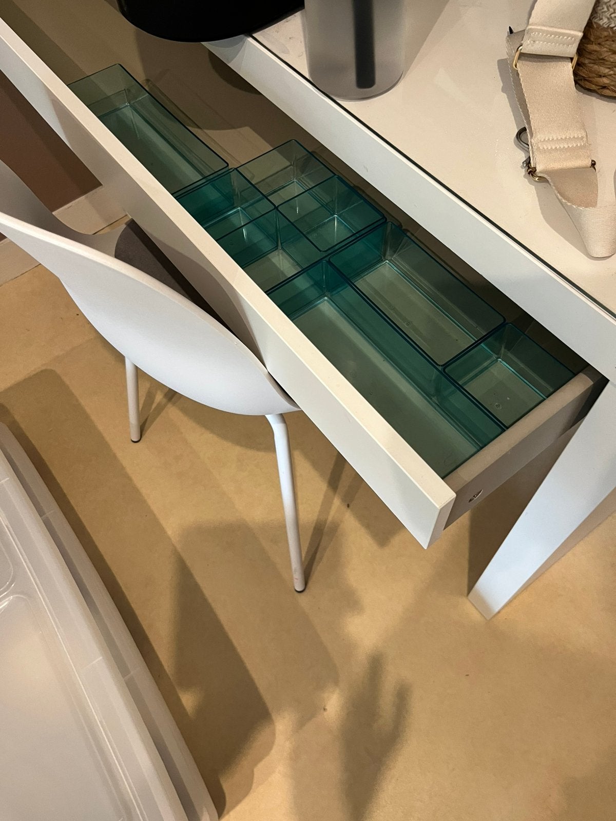 Make up tafel Malm Ikea, Ophalen of Verzenden, Zo goed als nieuw, 50 tot 100 cm, Minder dan 100 cm