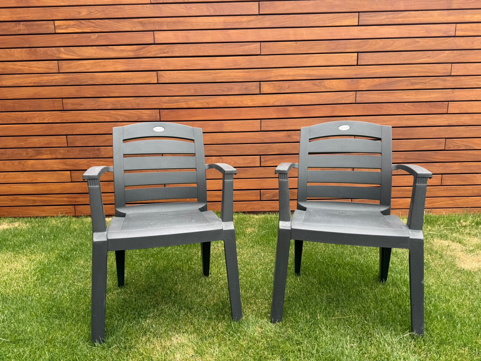 2x Tuinstoelen Hartman antraciet stapelbaar, Ophalen, Gebruikt, Kunststof, Stapelbaar