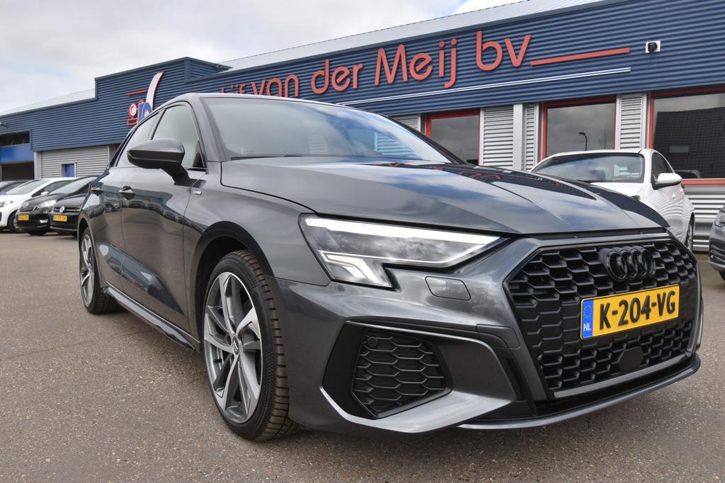 Audi A3 Sportback 35 TFSI S edition , 2X S-LINE , VIRTUAL CO, 4 cilinders, 150 pk, Leder en Stof, Origineel Nederlands