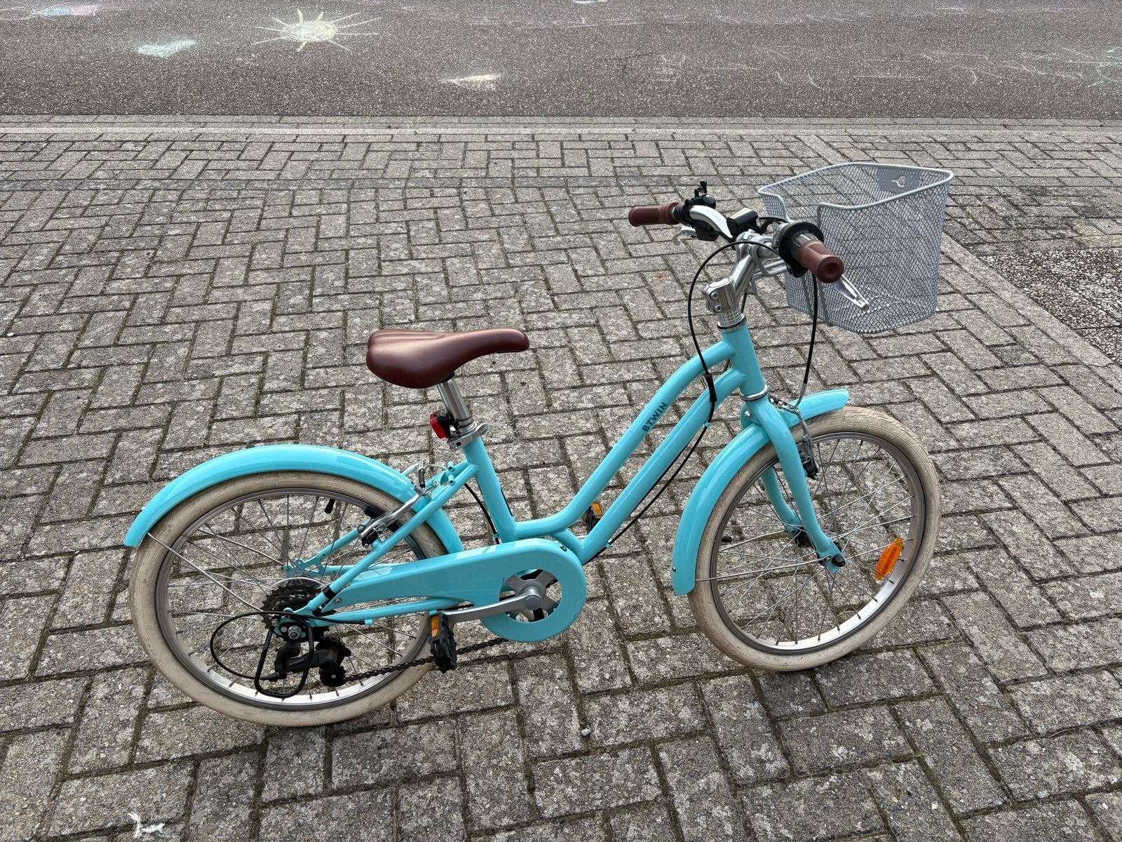 Kinderfiets B'Twin 20 inch - Zo goed als nieuw, Ophalen, Zo goed als nieuw, Velgrem, 16 tot 20 inch