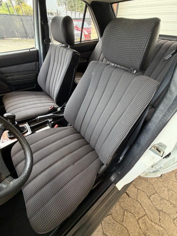 Mercedes-benz 190 D 2.0 Schuifdak Belastingvrij APK 1-28, Auto's, 1983 cc, Gebruikt, Wit, Bedrijf
