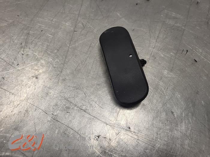 Ruitensproeier voor van een Volkswagen Caddy, Gebruikt, -, Volkswagen, -