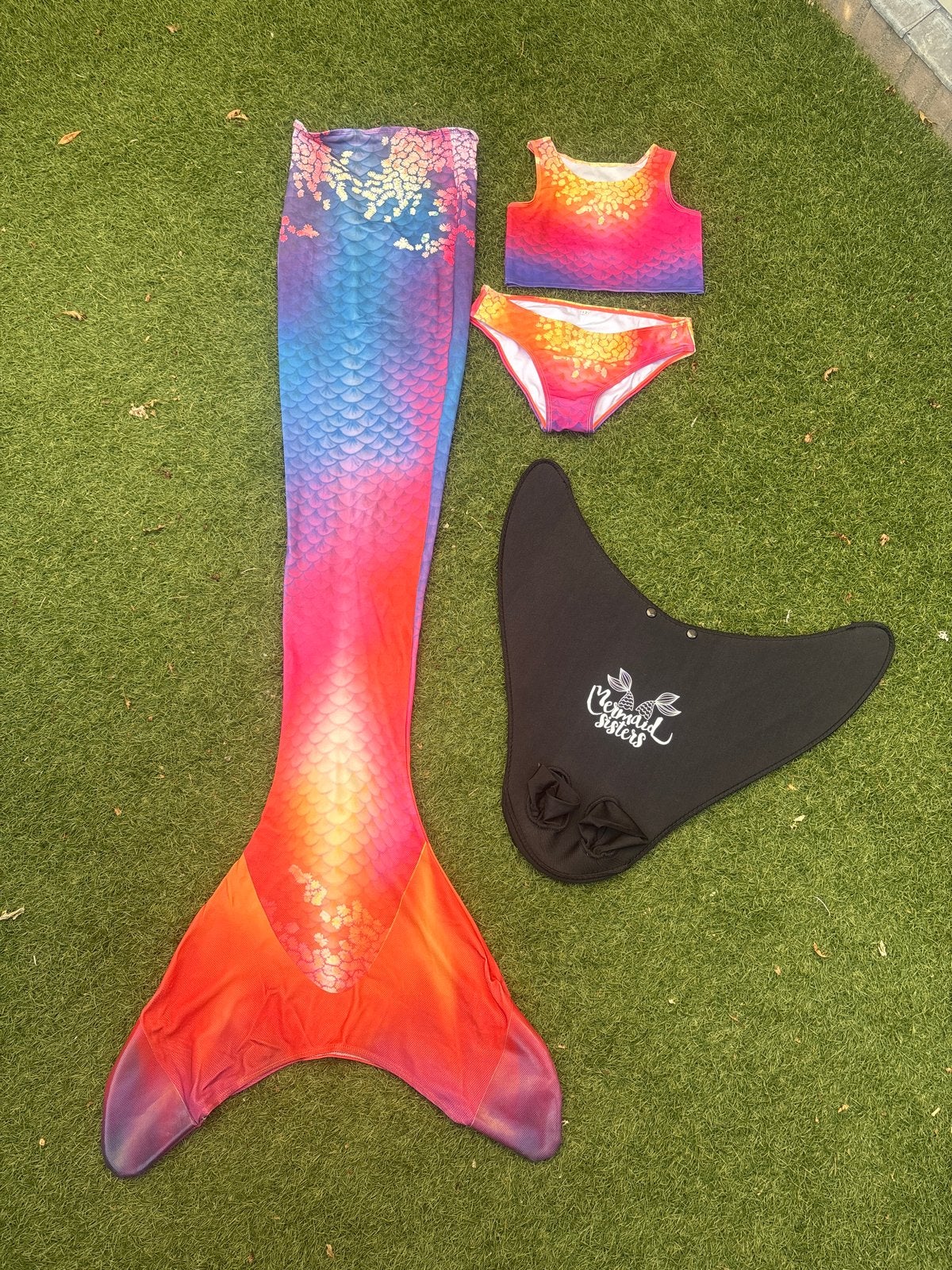 Zeemeerminstaart met bikini en monovin, Kinderen en Baby's, Kinderkleding | Kinder-zwemkleding, Ophalen of Verzenden, Zo goed als nieuw