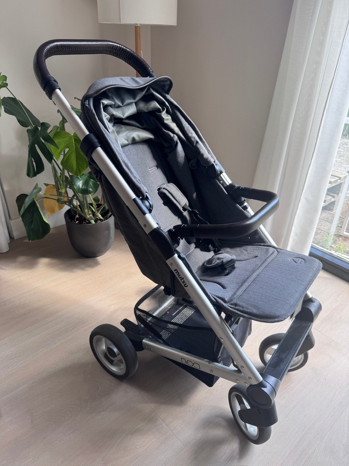 Mutsy Buggy - Nexo, Ophalen, Gebruikt, Overige merken, Verstelbare rugleuning