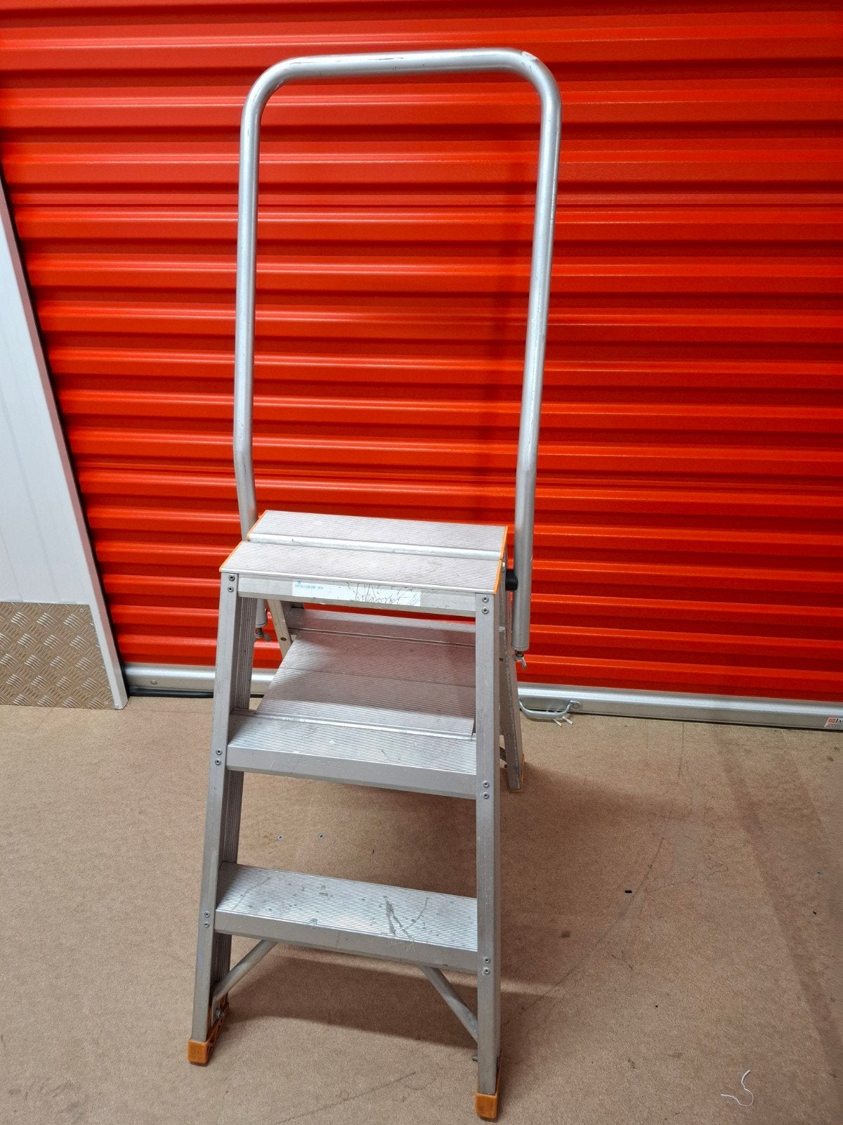 Professionele Aluminiumtrap dubbeletrap merk Wierese bv., Doe-het-zelf en Verbouw, Trap, Ophalen of Verzenden, Zo goed als nieuw