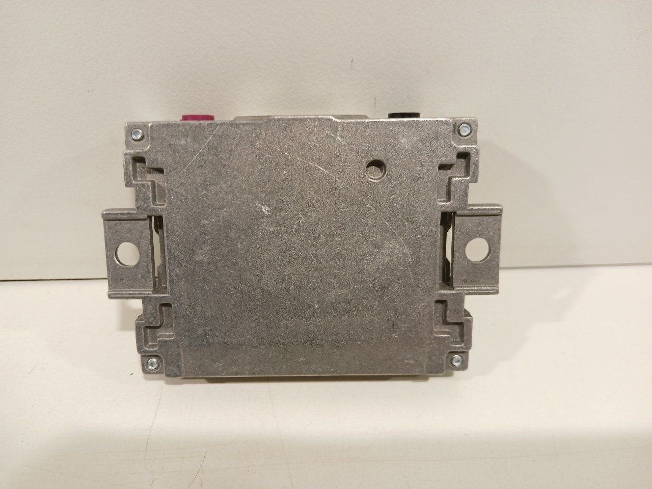 Antenne versterker Volkswagen ID.3, Ophalen of Verzenden, Van der Ven Autorecycling B.V., Onderdelen@venauto.nl, Ettenseweg 76, 4706 PB Roosendaal, The Netherlands