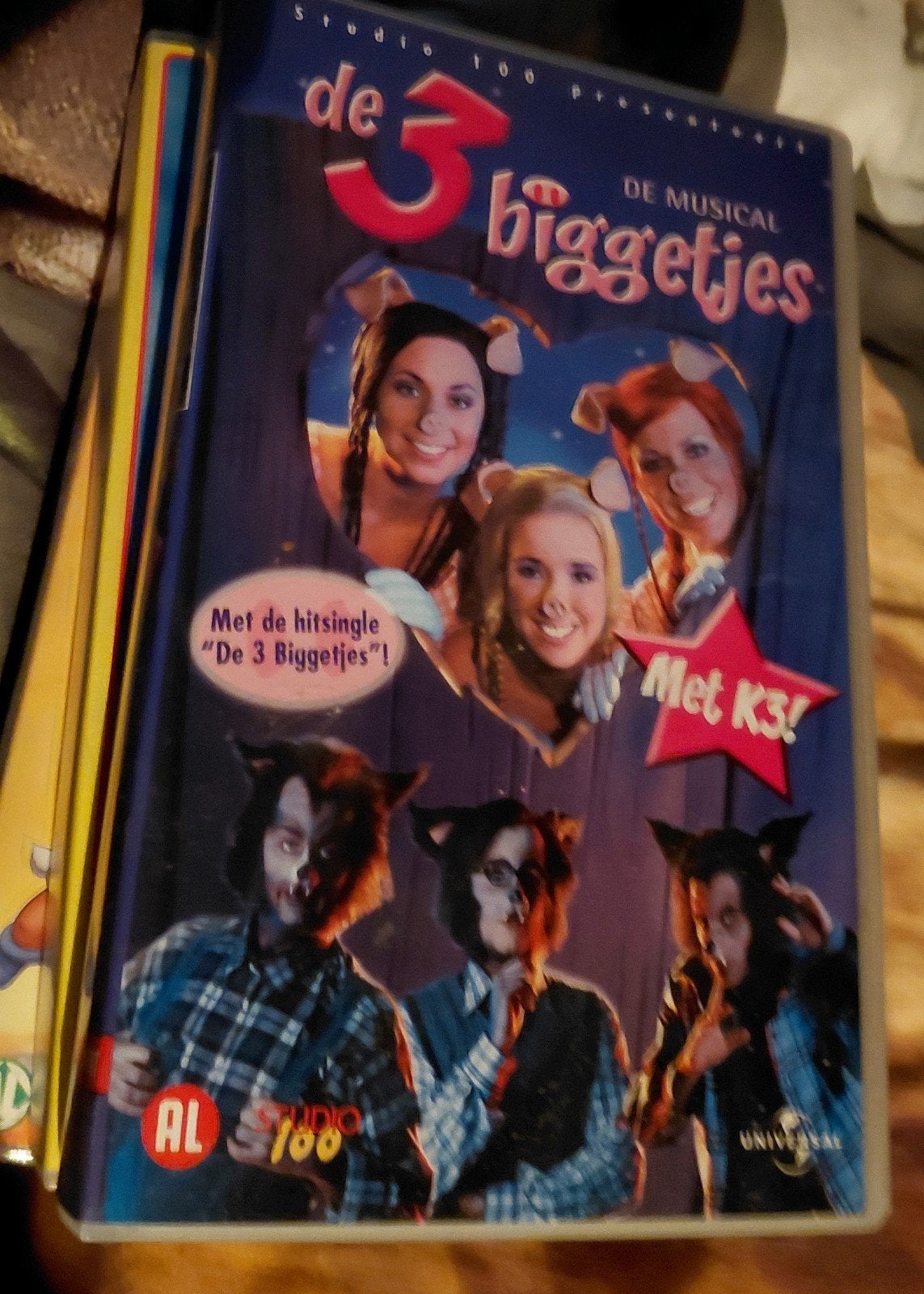 De 3 Biggetjes VHS - Musical met K3, Alle leeftijden, Ophalen of Verzenden, Gebruikt