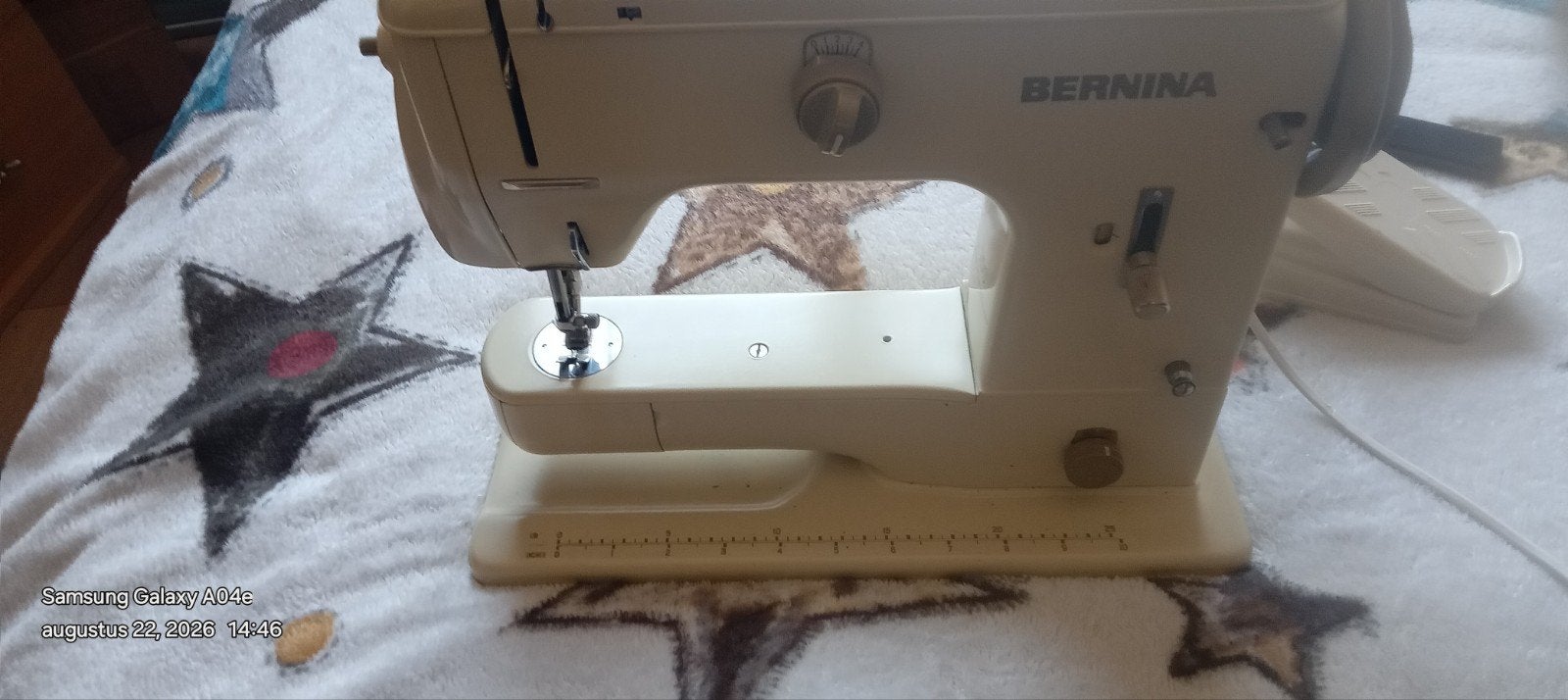 Antieke  Bernina  Naaimachine met koffer en papieren, Hobby en Vrije tijd, Naaimachines en Toebehoren, Ophalen, Gebruikt, Naaimachine