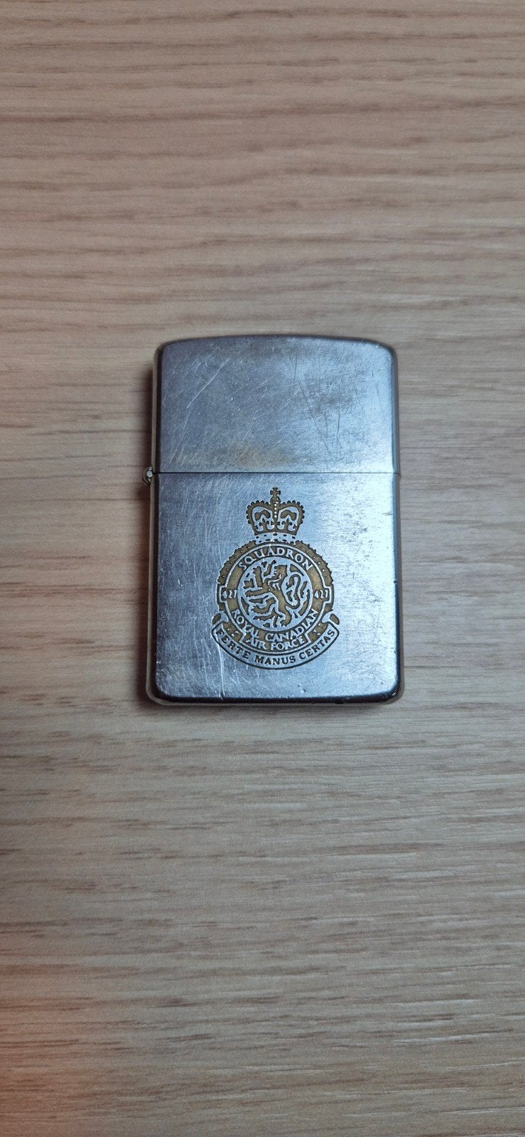 WO2 Canadese Zippo aansteker 427 Lion Squadron 1950, Verzamelen, Ophalen of Verzenden, Luchtmacht, Amerika, Overige typen