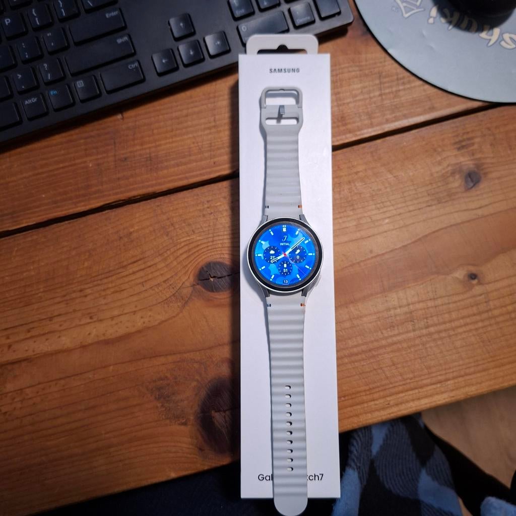 Galaxy Watch 7 zilver 44mm, Sieraden, Tassen en Uiterlijk, Smartwatches, Ophalen of Verzenden, Zo goed als nieuw, Waterdicht, Samsung galaxy 7 smartwatch
