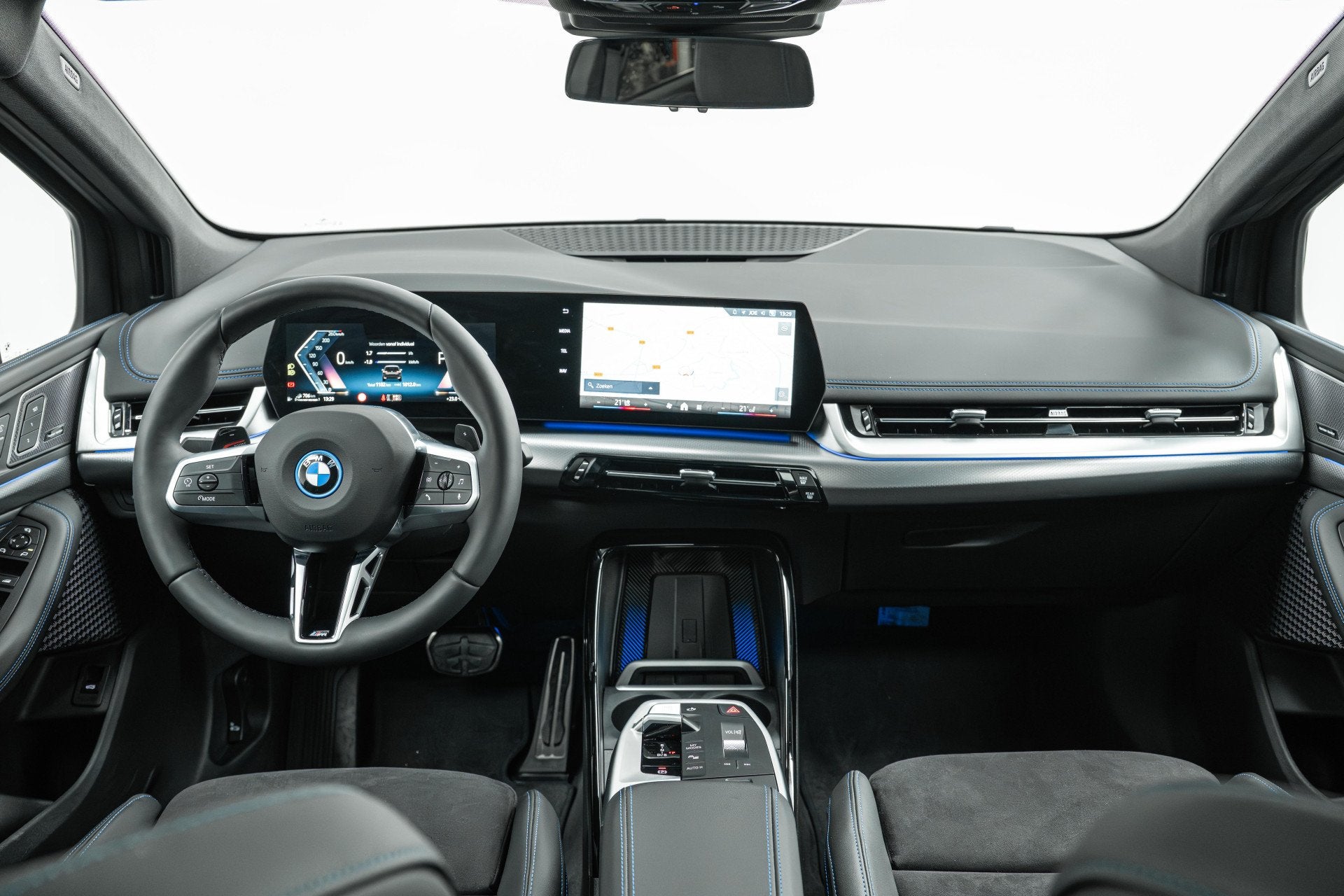 BMW 2 Serie Active Tourer 225e xDrive M Sport Automaat / Pan, Auto's, Automaat, 1800 kg, Zwart, Bedrijf
