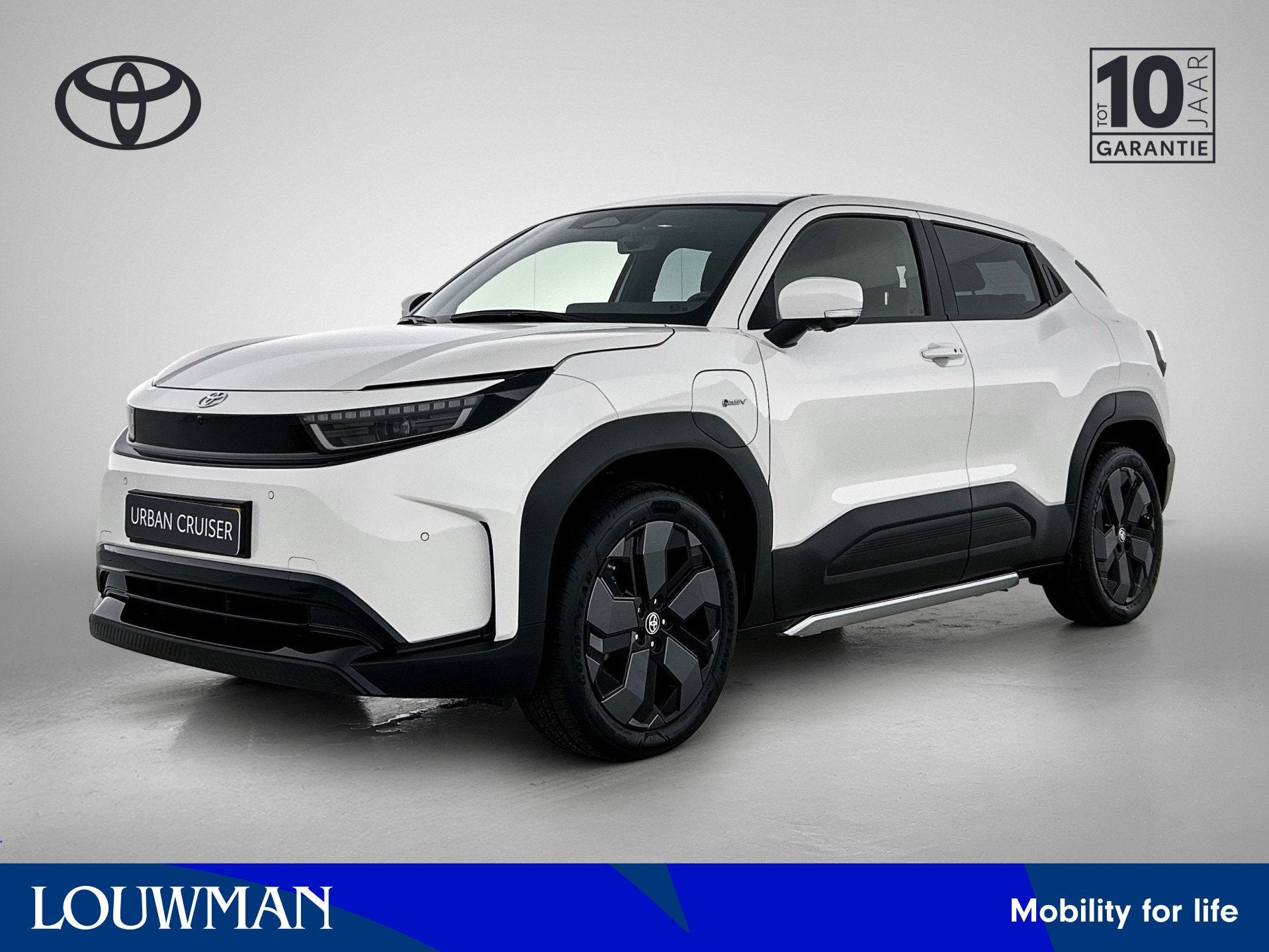 Toyota Urban Cruiser Executive 61 kWh | Panoramadak | Nieuw, 12 maanden, 44 min, Wit, Urban Cruiser