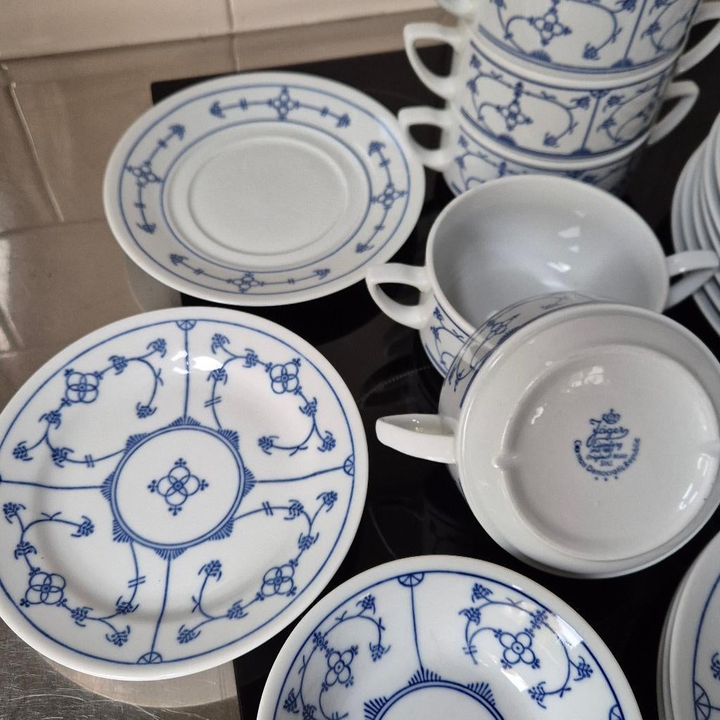 Jager Blau Saks, theepot, 3 eierdopjes, 3 soepkommen, Overige typen, Ophalen of Verzenden, Zo goed als nieuw, Overige stijlen