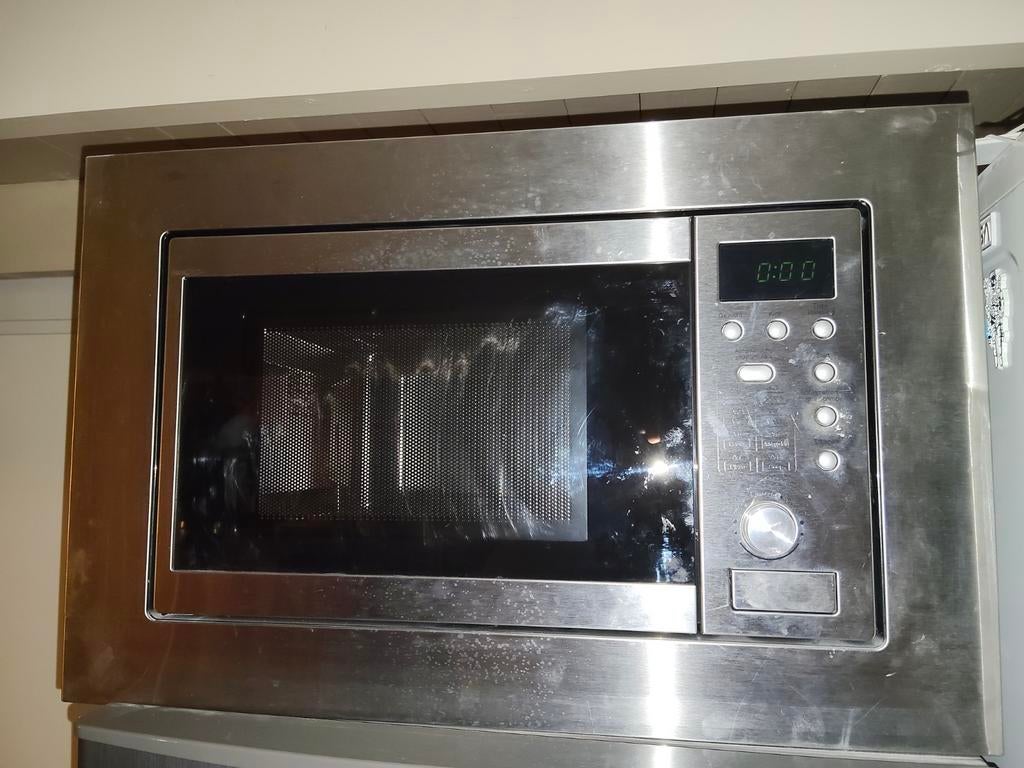 Exquisit EMW20.1G Inbouw Magnetron - Zo goed als nieuw, Witgoed en Apparatuur, Magnetrons, Ophalen, Inbouw, Draaiplateau, 45 tot 60 cm