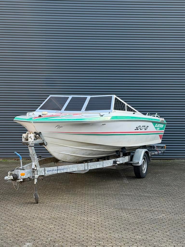 Speedboot Glastron V184, 300PK V8, KALF TRAILER, LPG!, Watersport en Boten, Motorboten en Motorjachten, Ophalen, Gebruikt