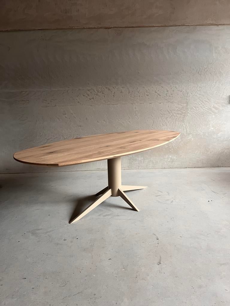 Eiken Deens ovale eettafel 220x110cm met stalen poot