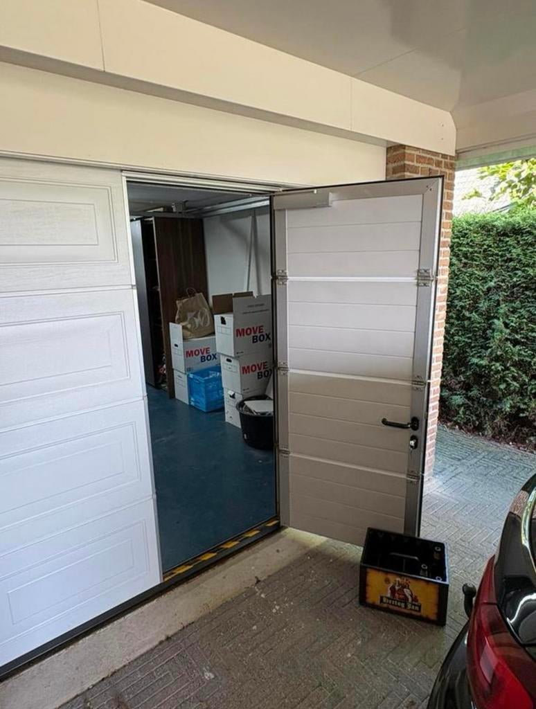 Hormann Garagedeur sectionaal ISO40 met loopdeur compleet, Ophalen of Verzenden, Zo goed als nieuw