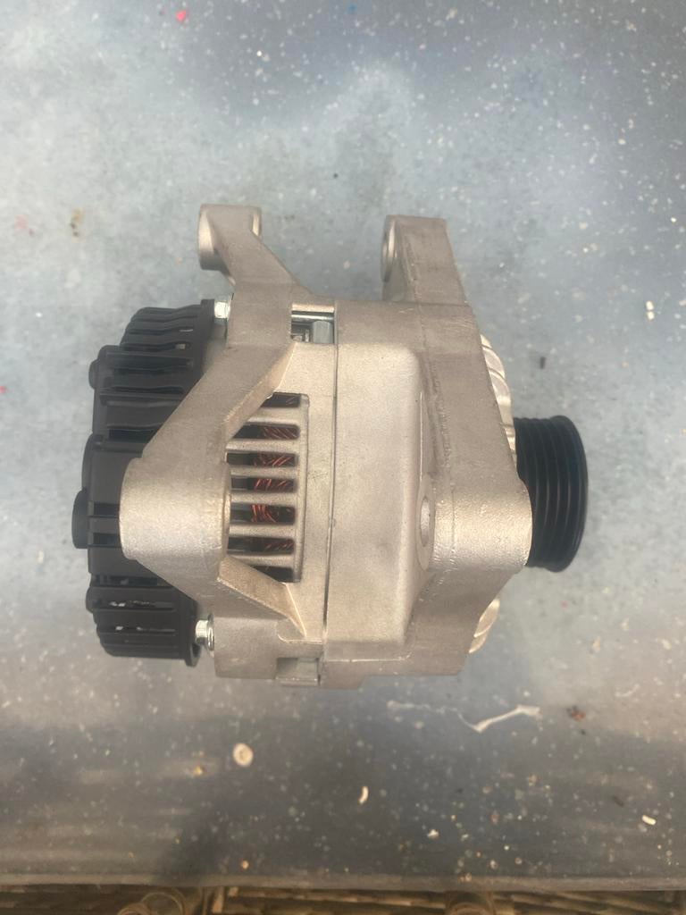 Nieuwe Dynamo voor Peugeot 306, Ophalen of Verzenden, Nieuw, Citroën