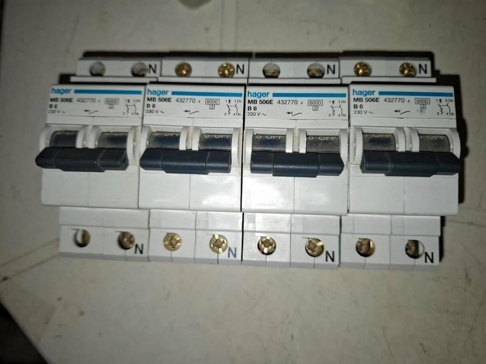 Hager automaat b6, c16, c63, Doe-het-zelf en Verbouw, Elektra en Kabels, Overige typen, Ophalen of Verzenden, Zo goed als nieuw