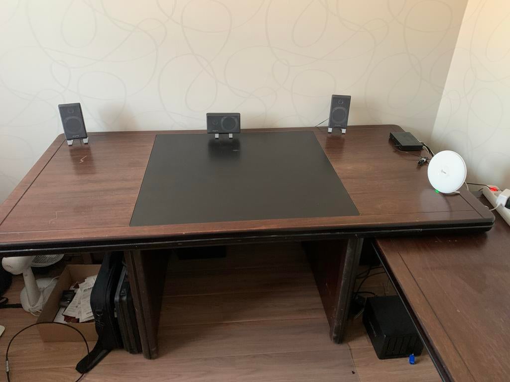 Semi-klassiek directiebureau, Ophalen, Gebruikt