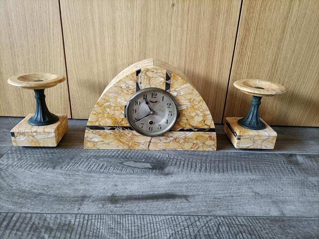 3 delig art deco marmeren schouw stel. Vintage Franse klok., Ophalen