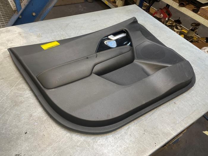 Portierbekleding 4Deurs links-voor van een Kia Niro, -, -, Ophalen of Verzenden, -
