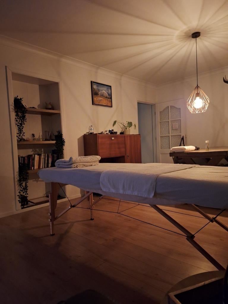 Ontspanningsmassage/voetreflexologie/Indiase massage, Ontspanningsmassage
