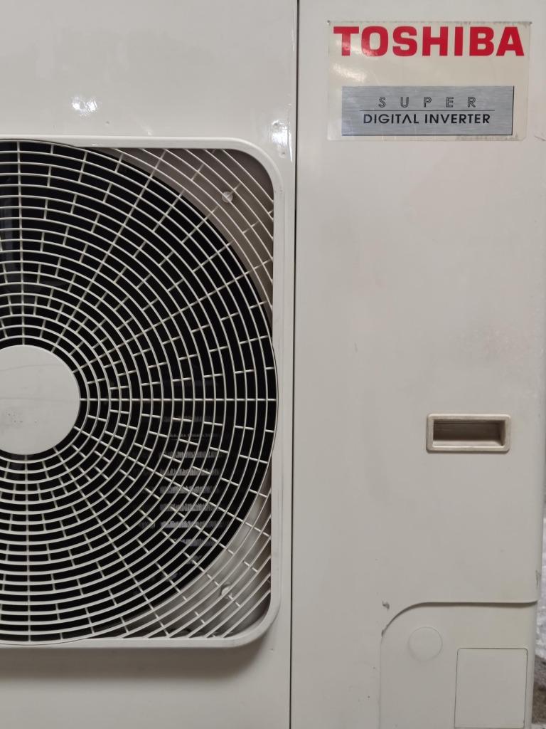 Toshiba kanaal airco warmtepomp RAV-SP804AT-E 8 kW A+, Witgoed en Apparatuur, Koelen en Ontvochtigen, Timer, Refurbished, 3 snelheden of meer