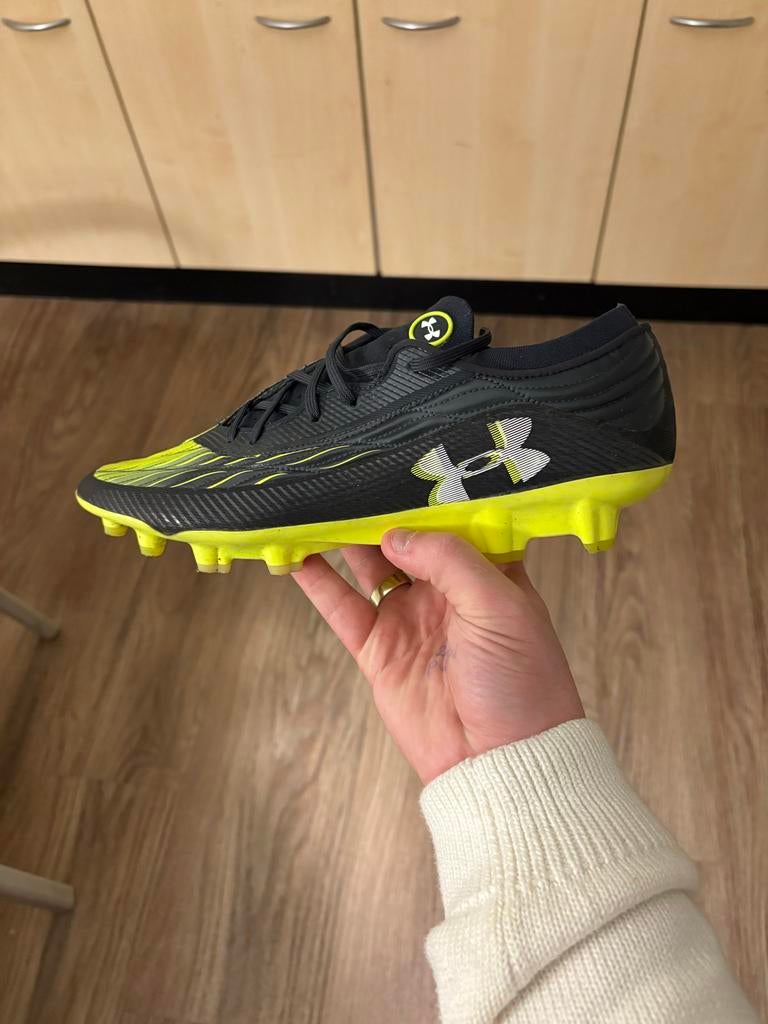 Under Armour Voetbalschoenen Maat 44.5, Maat XS of kleiner, Ophalen, Zo goed als nieuw, Schoenen