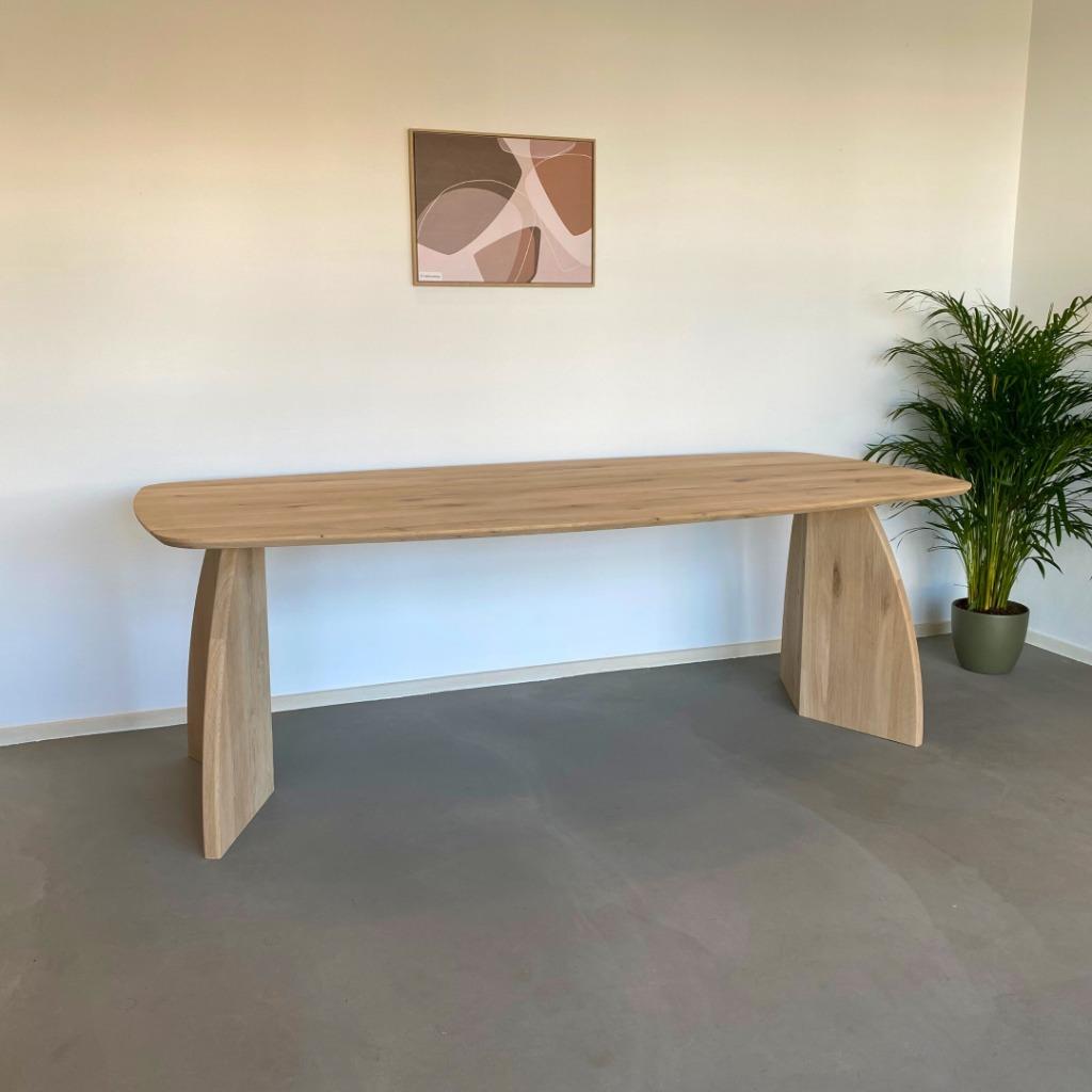 Massief eiken eettafel - Japandi - 180 - 240 cm, Japandi, 100 tot 150 cm, Eikenhout, Ophalen of Verzenden