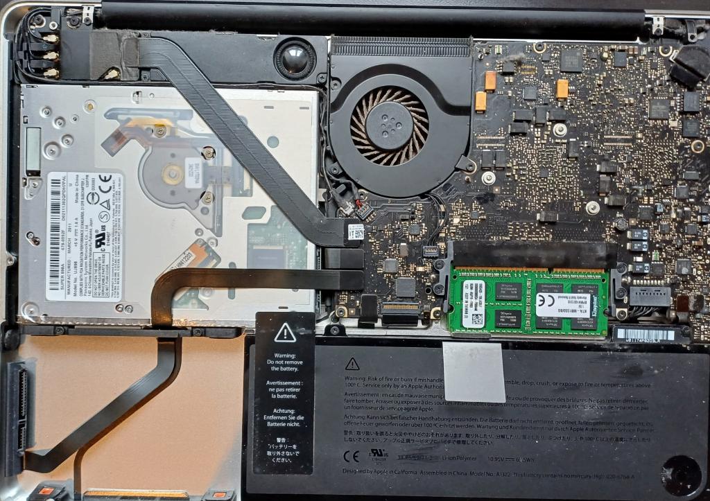 Macbook Pro 2011 (voor onderdelen), Computers en Software, Apple Macbooks, MacBook Pro, Gebruikt, 13 inch, Ophalen of Verzenden
