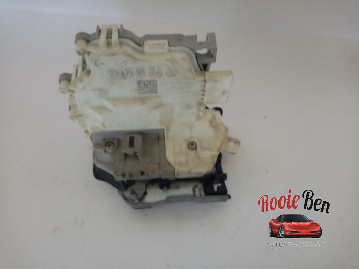 Deurslot Mechaniek 4Deurs rechts-achter van een Audi A4, Gebruikt, -, -, -