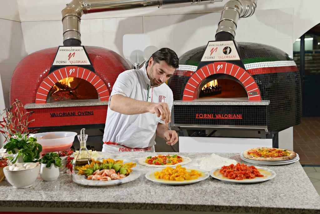 Professionele VALORIANI pizzaovens hout/gasgestookt, Ophalen of Verzenden, Nieuw in verpakking, Ovens, Magnetrons en Steamers