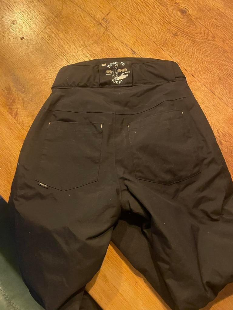 Snowboardbroek XS, Ophalen of Verzenden, Zo goed als nieuw, Maat 34 (XS) of kleiner, Broek