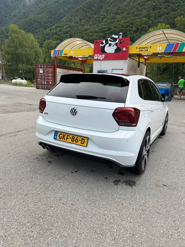 Volkswagen Polo 2.0 TSI 200pk 6-DSG 2019 Wit, 4 cilinders, 1984 cc, Wit, 1200 kg
