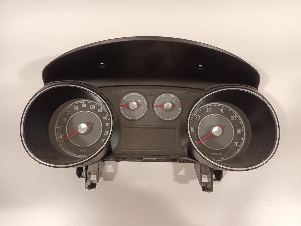 Cockpit Fiat Punto, Onderdelen@venauto.nl, Van der Ven Autorecycling B.V., Gebruikt, Ettenseweg 76, 4706 PB Roosendaal, The Netherlands