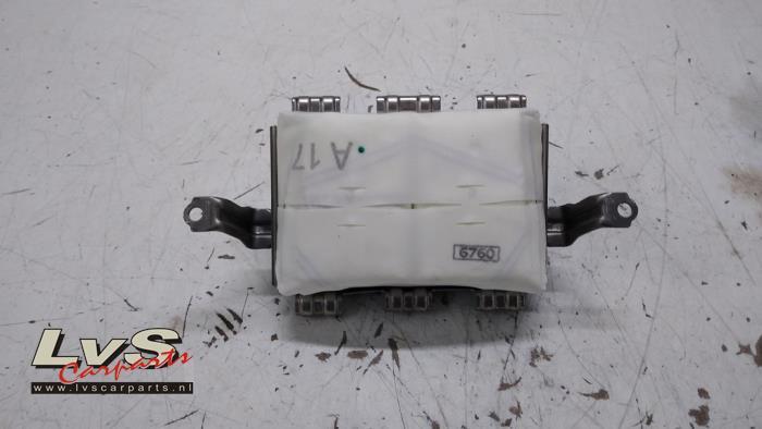 Airbag rechts (Dashboard) van een Toyota Aygo, Gebruikt, -, -, Ophalen of Verzenden