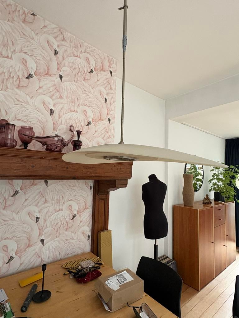Retro hanglamp met melkglas en RVS, Ophalen, Gebruikt, Glas, 50 tot 75 cm