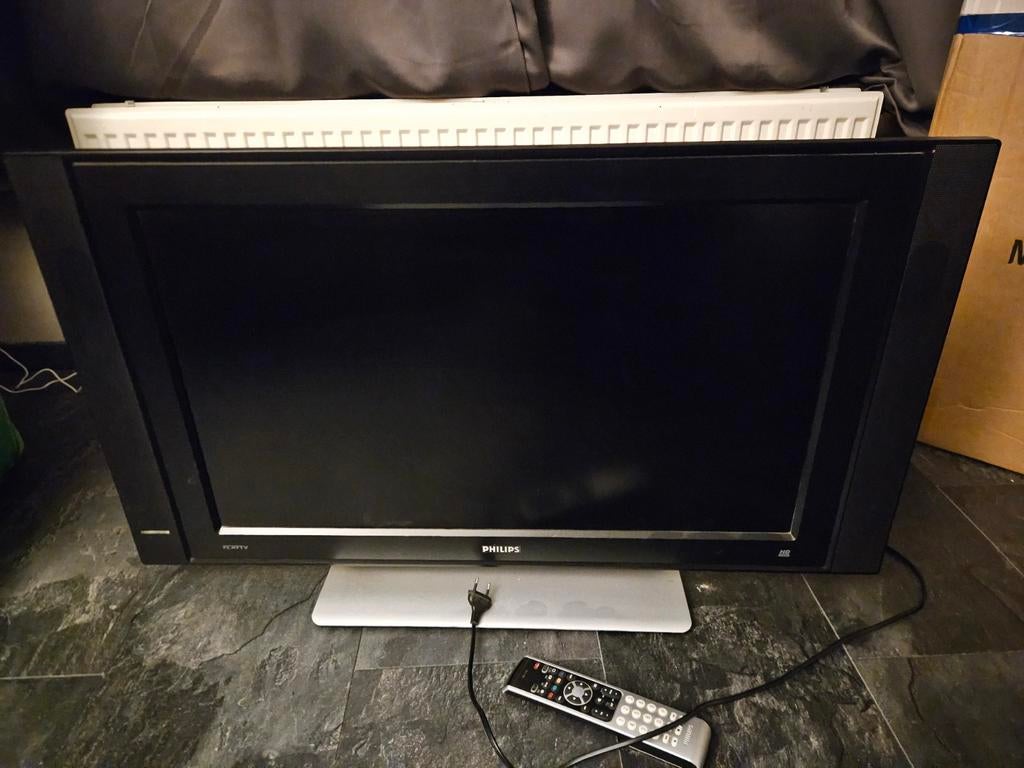 Philips 32PF3302/10 LCD TV - 81 cm, Audio, Tv en Foto, Televisies, Gebruikt, LCD, 80 tot 100 cm, HD Ready (720p), Philips, 50 Hz