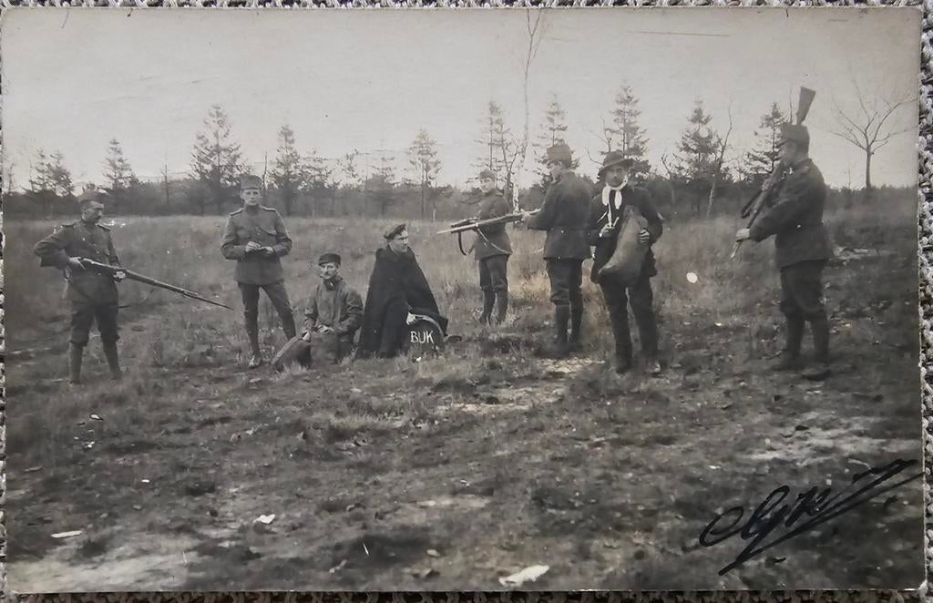 Grenswacht Putte. Grenspaal 255., Verzamelen, Militaria | Algemeen, Ophalen of Verzenden, Landmacht, Nederland, Foto of Poster