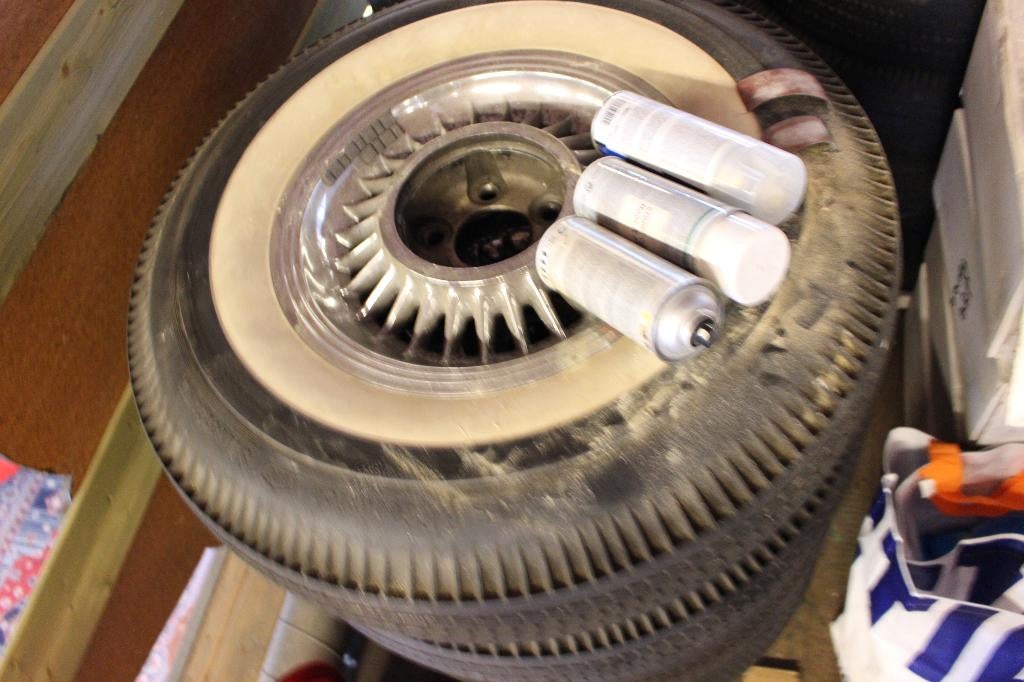 Cadillac Sabre Wheels - 1955, 1956, 1957 velgen Eldorado, Ophalen, Gebruikt, 15 inch, Banden en Velgen