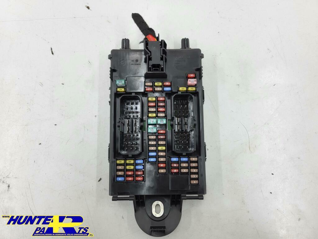 Zekeringkast Volvo V90/XC90/S90 ('16-'22) 31346672, Ophalen of Verzenden, Gebruikt