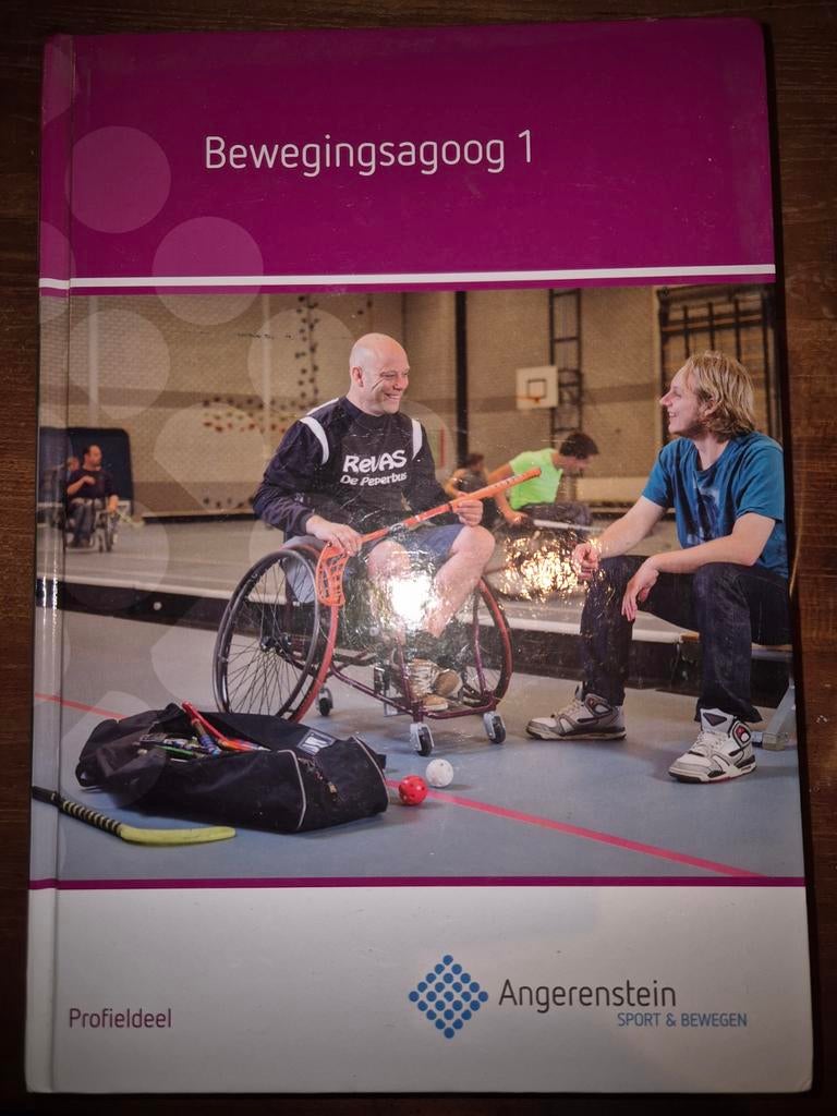 Bewegingsagoog 1. Sport en bewegen, Boeken, Ophalen, Zo goed als nieuw, Overige niveaus, Nederlands