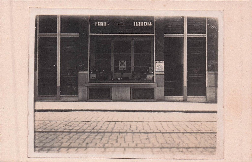 Rotterdam fotokaartje - Van Vollenhovenstraat (winkelpand), Ophalen of Verzenden, 1920 tot 1940, Ongelopen, Zuid-Holland