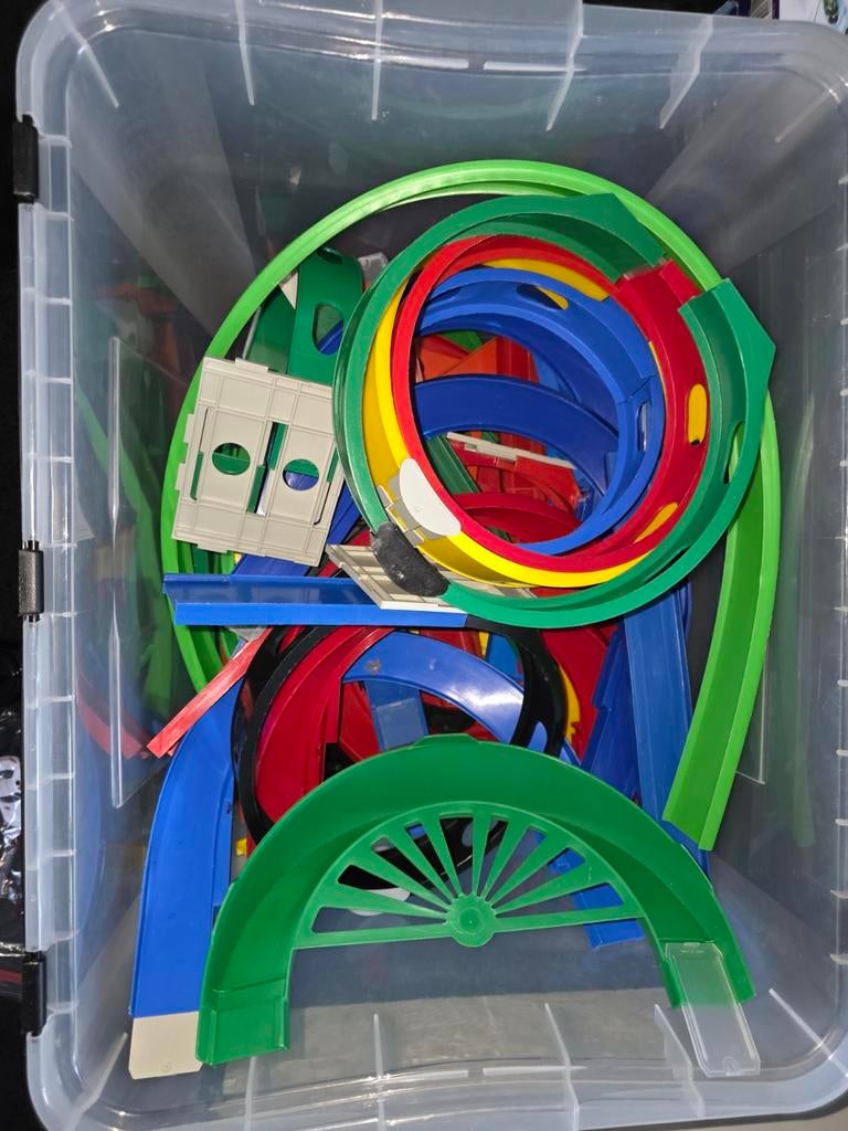 Darda Baan met auto's, Opwindmechanisme, Met looping, Ophalen, Overige merken