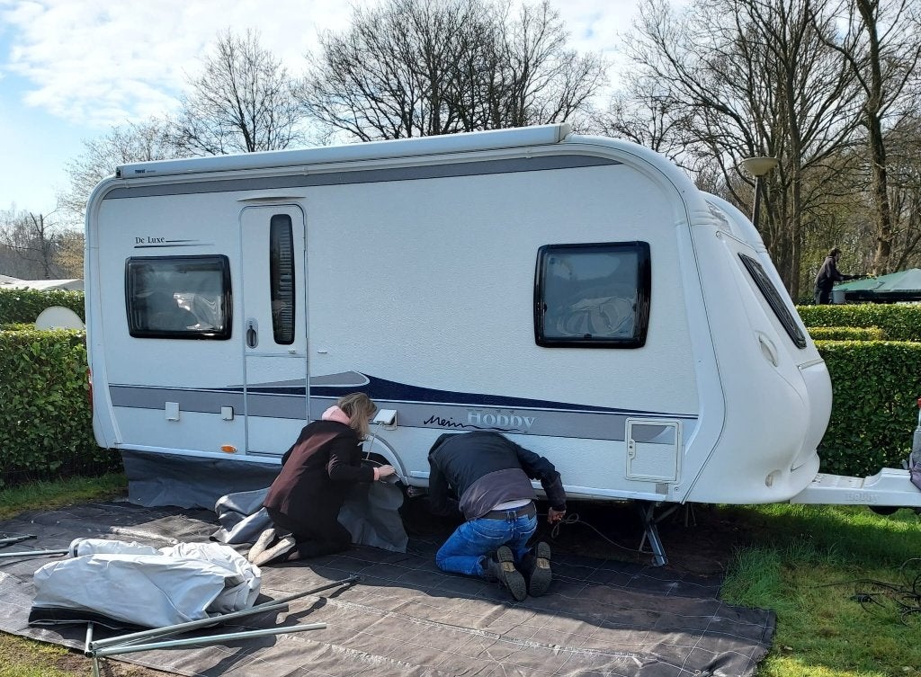 Caravan Hobby de Luxe 460, Caravans en Kamperen, Vast bed, Rondzit, Hobby, Particulier