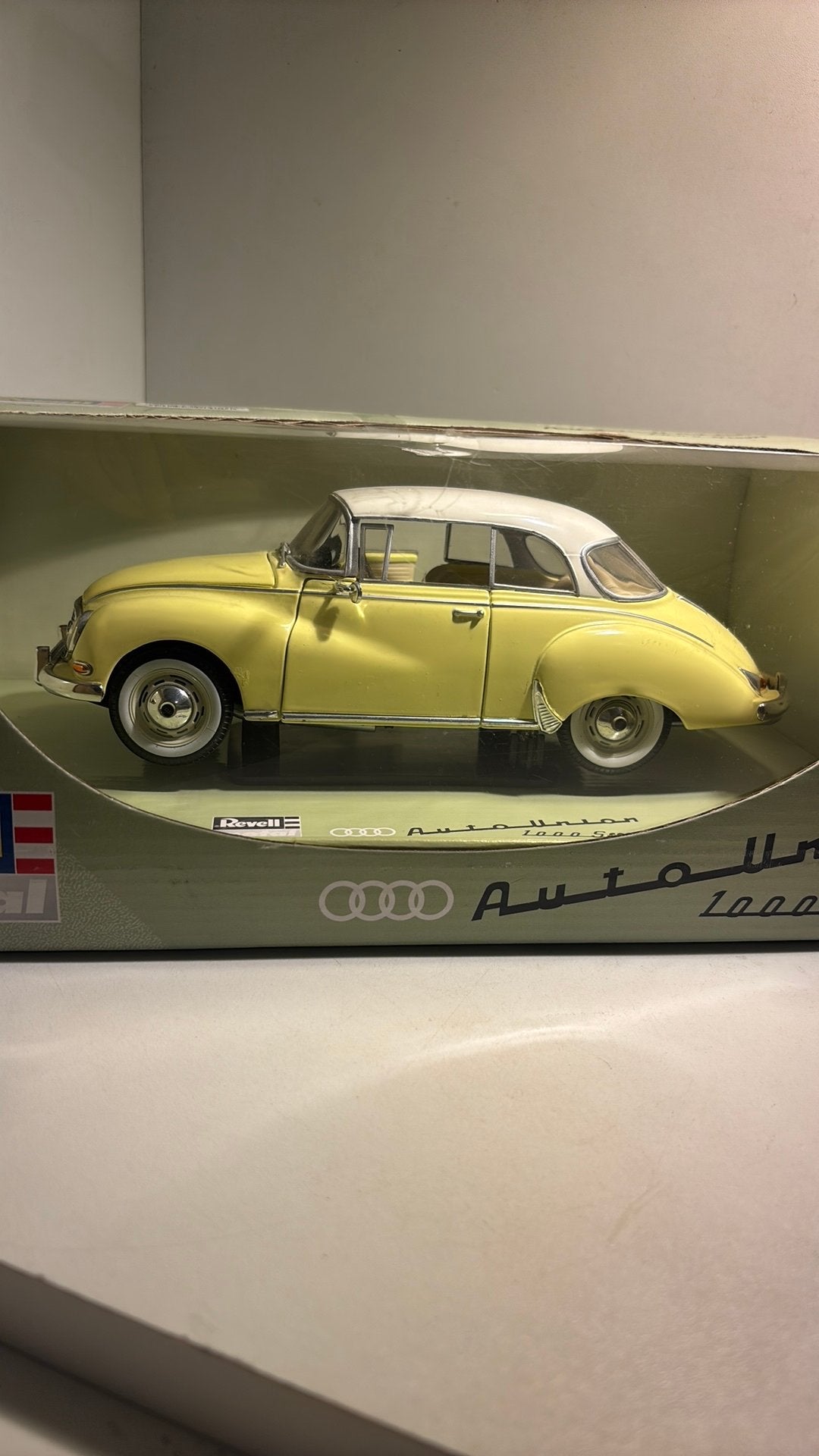 Auto union 1000 s coupe revell 1.18, Revell, Ophalen of Verzenden, A, A