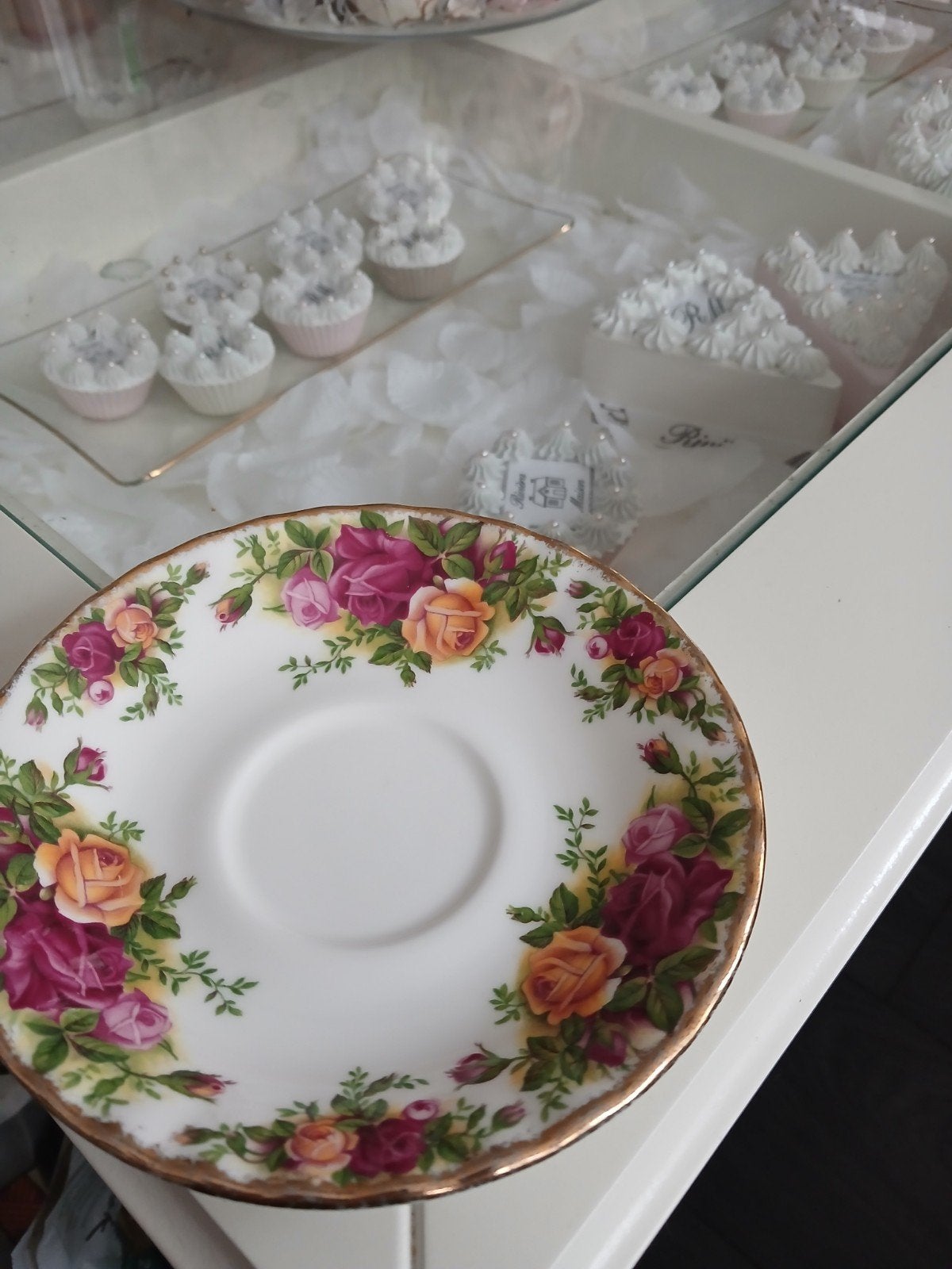 Royal Albert Old Country Roses schotel klein, Huis en Inrichting, Keuken | Servies, Ophalen, Zo goed als nieuw, Overige stijlen