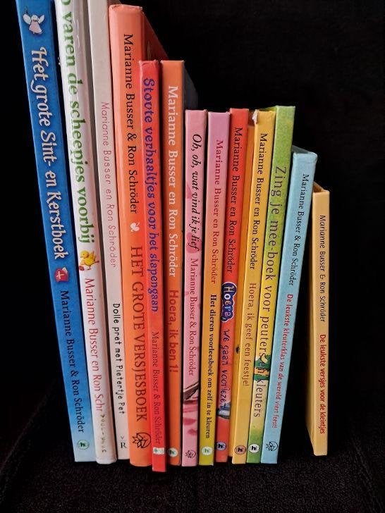Hoera, ik geef een feestje! M Busser, Boeken, Ophalen of Verzenden, Nieuw, Fictie algemeen